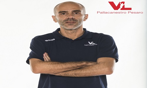 Pesaro-Brindisi  la presentazione della partita da parte del Vice coach della Vuelle