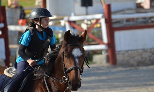 Equitazione a Cisternino – Grande successo della Prima tappa dei Campionati Regionali 2025 di Cross Country 