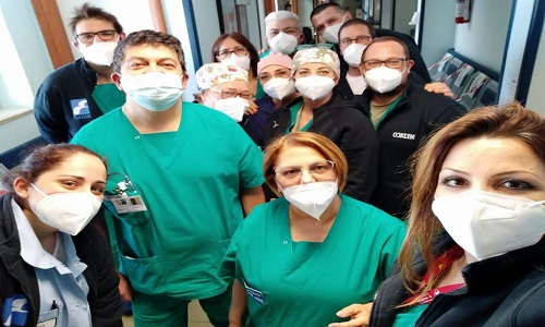 Riparazione laparoscopica della diastasi addominale e "fasciotens hernia"