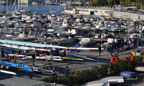 Gare di canottaggio FIC nel porto di Brindisi