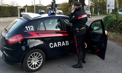 Carovigno: un uomo sorpreso all’interno di giardino di una abitazione privata, opponeva resistenza ai Carabinieri intervenuti, arrestato.