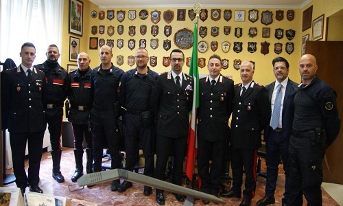 Brindisi: il Comandante Provinciale dei Carabinieri premia i militari che hanno arrestato gli autori della rapina nella tabaccheria di via Bezzecca.
