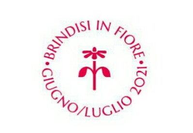 Brindisi in fiore: La città riparte dal green e cambia volto