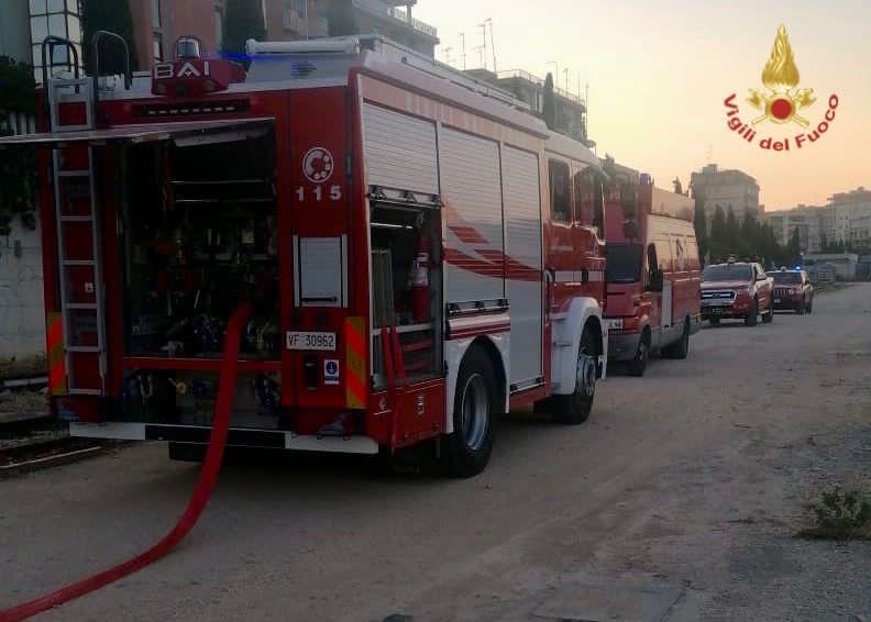 Brindisi: perdita di gas da vagone di treno merci. Bloccato il traffico ferroviario 