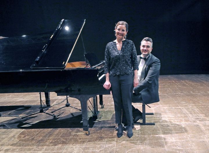 Nuovo Teatro Verdi: Due pianoforti in viaggio tra suite e arie d'opera