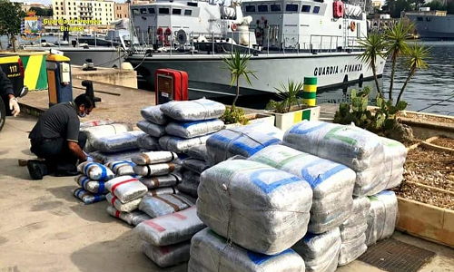 Traffico di droga dall’Albania: sequestrate 4 tonnellate di droga e arrestate 13 persone