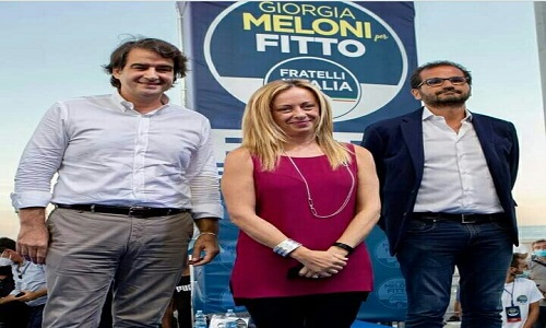 Regionali Puglia: La leader di Fratelli d'Italia Giorgia Meloni ieri a Bari con il candidato presidente Raffaele Fitto