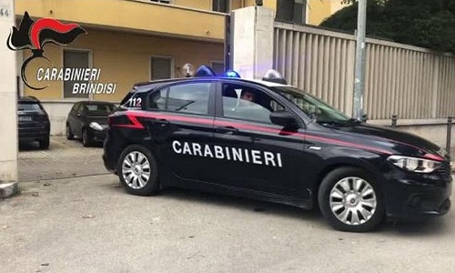 Brindisi. 33enne arrestato per detenzione illecita di cocaina e denunciato per possesso di materiale esplodente senza autorizzazione.