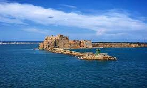 #Dalforteincittà: continuano gli appuntamenti estivi a Forte a Mare, il 19 e il 26 agosto visite combinata tra il Castello e il centro stor