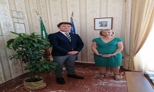 Prefettura di Brindisi  visita del console di Albania a Bari 