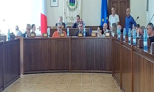 Abitare sostenibile, il Consiglio Comunale vota all’unanimità l’adozione del Protocollo Itaca – Puglia