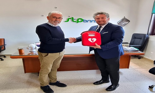 Confindustria Brindisi dona un defibrillatore per il Progetto Cuori in Movimento 