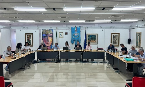 I Consiglieri comunali di San Michele Salentino chiedono alla Regione Puglia la sospensione delle Cartelle dell’Arneo