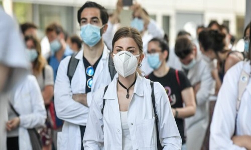 Sindacato:Multa al medico che non ha rispettato orario di lavoro in pandemia