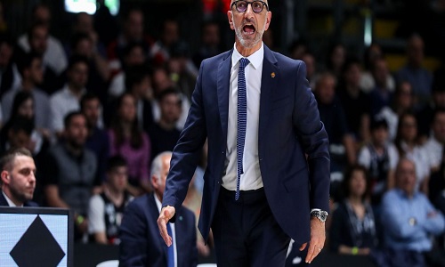 Happy casa mano pesante del giudice per la gara due di play off 