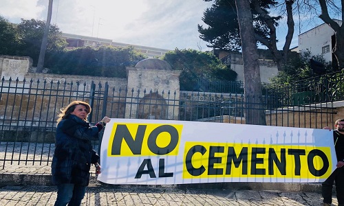 Rosy Barretta contro la costruzione a Fontana Tancredi 