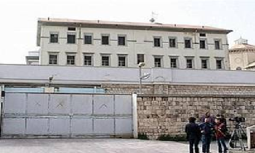 Brindisi: deve espiare un anno e 6 mesi di reclusione per ricettazione e danneggiamento, arrestato 19enne.