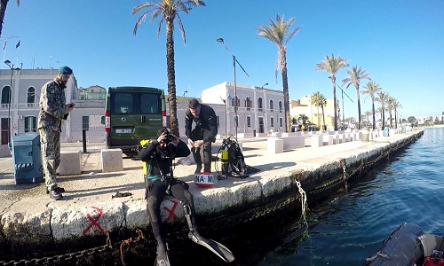 Marina militare: i palombari del nucleo SDAI di Taranto neutralizzano ordigni esplosivi rinvenuti di fronte al lungomare Regina Margherita di Brindisi