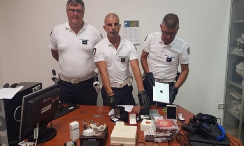 Brindisi: individuato uno dei tre responsabili del tentato furto sventato dalla polizia locale