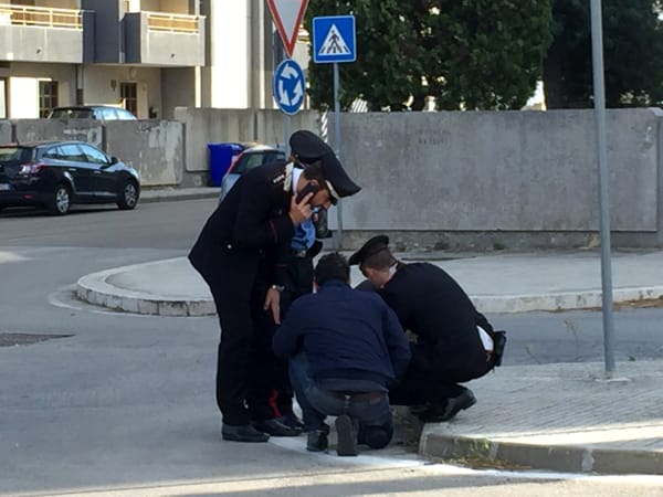 Brindisi: spari contro un'auto nel primo pomeriggio al rione S.Elia