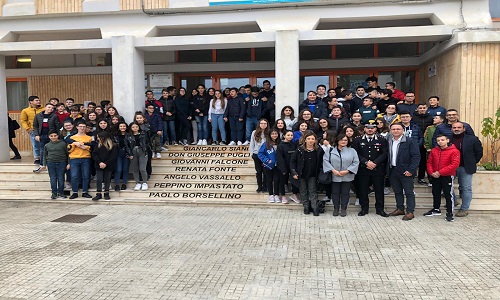 San vito dei Normanni: A scuola con l’arma dei carabinieri.