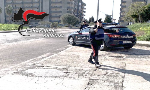 Controlli dei carabinieri in zona 167 a San Pietro Vernotico con l’ausilio dell’elicottero 