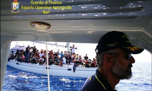 Traffico di migranti tra Grecia e Salento: 13 arresti