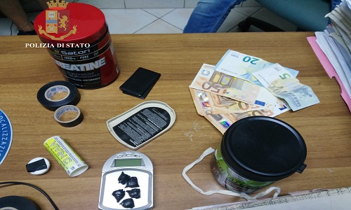 Ostuni: arrestato spacciatore