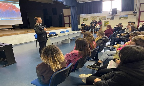 Cisternino. I Carabinieri incontrano gli studenti.