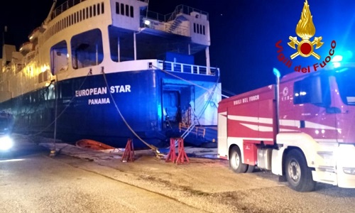 Brindisi incendio nella notte sulla  nave Starlines