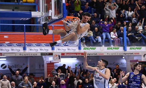 Fortitudo Bologna-Valtur Brindisi il big match  del girone d'andata