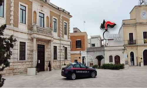 San Vito dei Normanni (BR). Picchiato e minacciato di morte per un debito di droga; un arresto dei Carabinieri per estorsione e detenzione di stupefacenti ai fini di spaccio.