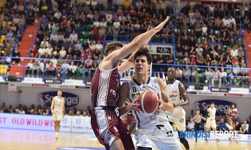 Valtur Brindisi crolla nella seconda parte della gara .Al Nardo' il derby sul 63-76