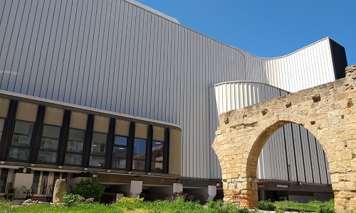 Brindisi Nuovo Teatro Verdi rinvio della commedia di Spollon