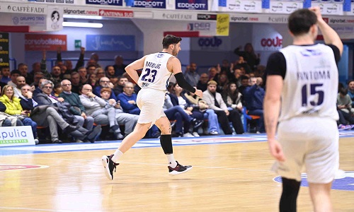 Fortitudo Bologna Valtur Brindisi partita di cartello ma positiva solo per i bolognesi 
