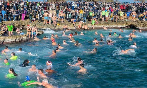 Brindisi:Tuffo di Capodanno 2025.Record d'iscrizioni 