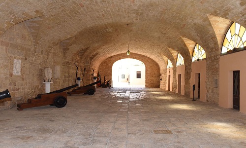 Ripartono le visite guidate al Castello Svevo di Brindisi a cura della Associazione Le Colonne  