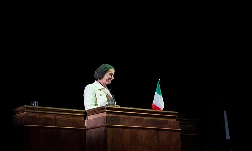 Teatro in piazza Duomo "Nilde mia"